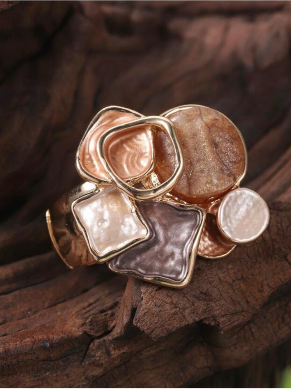 Gold-Tone Pearl Cluster Statement Ring - Picture 3 of 8